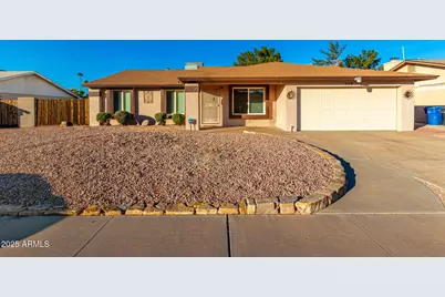 566 W Medina Avenue, Mesa, AZ 85210 - Photo 1