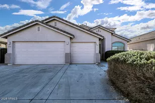 43561 W Snow Dr, Maricopa, AZ 85138 - Photo 1