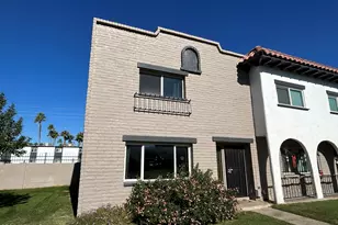 2927 E Fairmount Ave, Phoenix, AZ 85016 - Photo 1