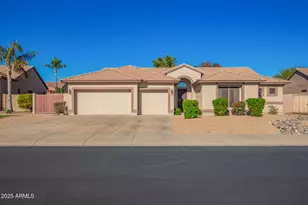 4616 W Whispering Wind Dr, Glendale, AZ 85310 - Photo 1