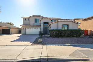 7015 W Southgate Ave, Phoenix, AZ 85043 - Photo 1