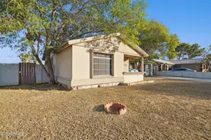 5838 W Turney Ave, Phoenix, AZ 85031 - Photo 1