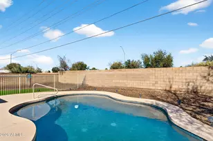 3320 W Melinda Ln, Phoenix, AZ 85027 - Photo 8