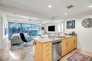 7121 E Rancho Vista Dr, Scottsdale, AZ 85251 - Photo 1