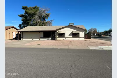 505 N Laveen Drive, Chandler, AZ 85226 - Photo 1