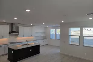 9842 S 11th St, Phoenix, AZ 85042 - Photo 1