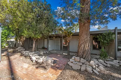 1101 E Bethany Home Road #8, Phoenix, AZ 85014 - Photo 1
