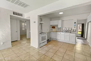 1144 E Sunnyslope Ln, Phoenix, AZ 85020 - Photo 10