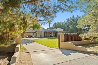 1345 E Ocotillo Road, Phoenix, AZ 85014 - Photo 1