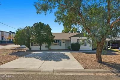 2245 E Flower Street, Phoenix, AZ 85016 - Photo 1
