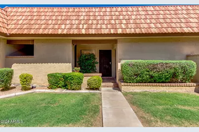 195 N Cottonwood Street #14, Chandler, AZ 85225 - Photo 1