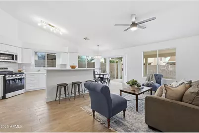 4137 W Chama Drive, Glendale, AZ 85310 - Photo 1