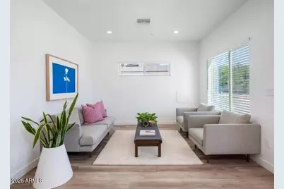 4202 N 10th Street #3, Phoenix, AZ 85014 - Photo 1