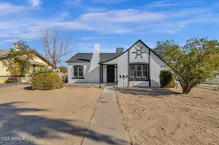 329 N 17th Dr, Phoenix, AZ 85007 - Photo 1