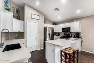 45499 W Sky Ln, Maricopa, AZ 85139 - Photo 8