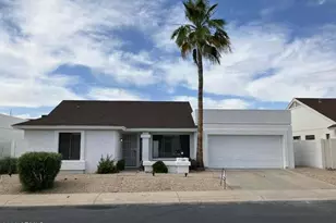 1036 E Bluefield Ave E, Phoenix, AZ 85022 - Photo 1