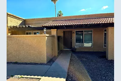 715 N Arrowhead Drive #4, Chandler, AZ 85224 - Photo 1