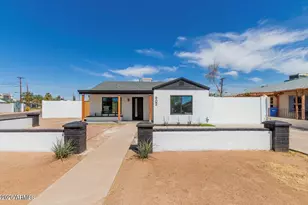 902 E Fairmount Ave, Phoenix, AZ 85014 - Photo 1