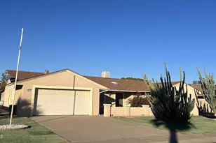 10014 W Oak Ridge Dr, Sun City, AZ 85351 - Photo 1