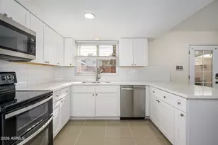 1665 W Hazelwood St, Phoenix, AZ 85015 - Photo 1