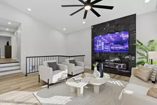 19048 N 37th Pl, Phoenix, AZ 85050 - Photo 1