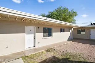 3949 E Earll Dr, Phoenix, AZ 85018 - Photo 1