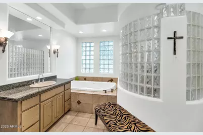 1404 E Michelle Drive, Phoenix, AZ 85022 - Photo 22