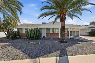 10037 W Cumberland Dr, Sun City, AZ 85351 - Photo 1