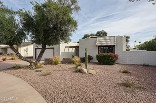 7721 E Valley Vista Ln, Scottsdale, AZ 85250 - Photo 1