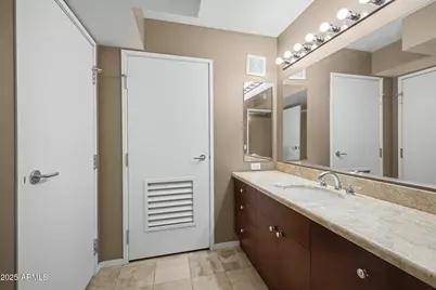 4808 N 24th Street #824, Phoenix, AZ 85016 - Photo 32