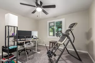 6423 W Almeria Rd, Phoenix, AZ 85035 - Photo 14