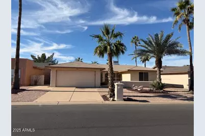 26426 S Pinewood Drive, Sun Lakes, AZ 85248 - Photo 1