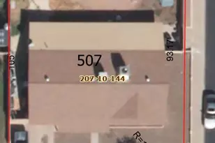 3802 W Mauna Loa Ln, Phoenix, AZ 85053 - Photo 1