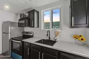 3222 W Yuma St, Phoenix, AZ 85009 - Photo 6