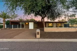 9825 N 35th Pl, Phoenix, AZ 85028 - Photo 2