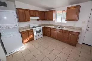 3799 E Foothills Dr, Sierra Vista, AZ 85635 - Photo 8