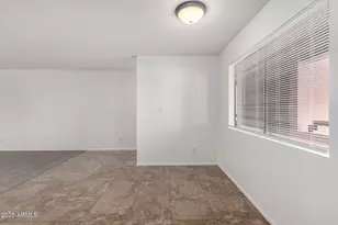 12222 N Paradise Vlg Pkwy S, Phoenix, AZ 85032 - Photo 12