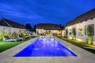 87 W Windsor Ave, Phoenix, AZ 85003 - Photo 1