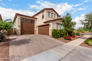17652 W Straight Arrow Ln, Surprise, AZ 85387 - Photo 1
