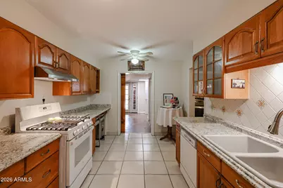 1818 N 21st Place, Phoenix, AZ 85006 - Photo 14