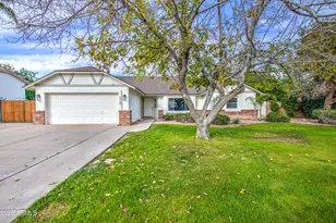 2728 E Minton St, Mesa, AZ 85213 - Photo 1