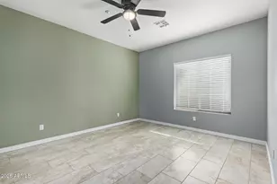 805 S Sycamore St, Mesa, AZ 85202 - Photo 16