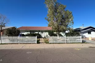 6108 W Pinchot Ave, Phoenix, AZ 85033 - Photo 1