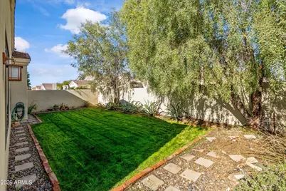 2130 E Beautiful Lane, Phoenix, AZ 85042 - Photo 20