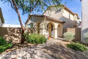 5740 W Raymond St, Phoenix, AZ 85043 - Photo 1