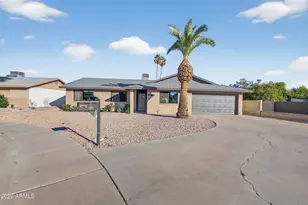 701 N Apache Dr, Chandler, AZ 85224 - Photo 1