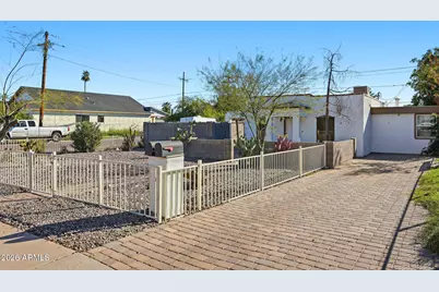 2047 E Virginia Avenue, Phoenix, AZ 85006 - Photo 24