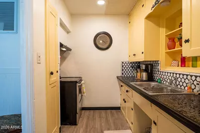 1826 N 11th Street, Phoenix, AZ 85006 - Photo 8