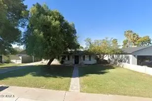 4014 N 33rd Pl, Phoenix, AZ 85018 - Photo 1