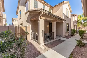 1368 S Ponderosa Dr, Gilbert, AZ 85296 - Photo 1